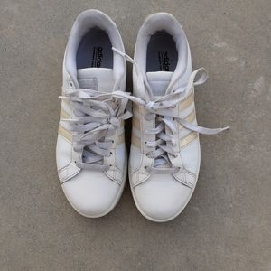 Womens Adidas NeoCloud Sneakers~Sz 8~White w/pearl toned stripes